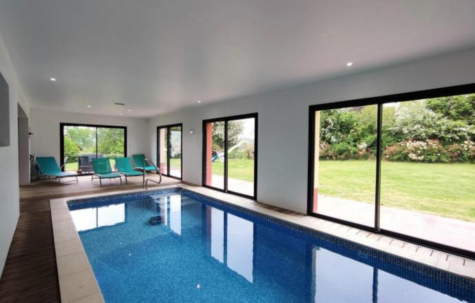Maison Avec Piscine Interieure Privee Sans Vis A Vis Chauffee Toute L Annee Quiévrecourt Exterior foto